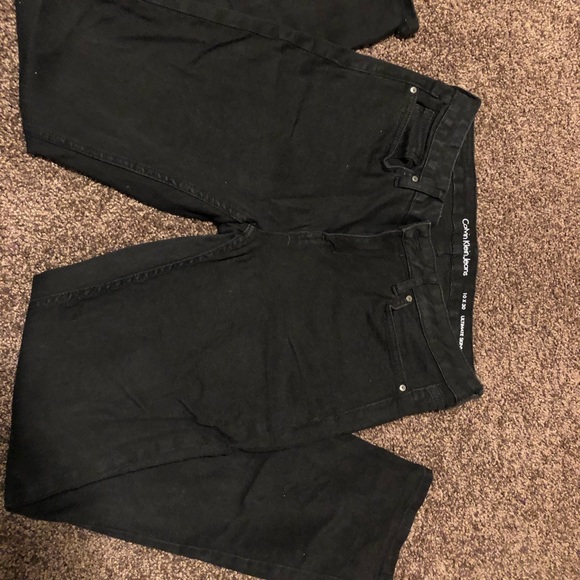 Calvin Klein black straight jeans - Picture 2 of 3